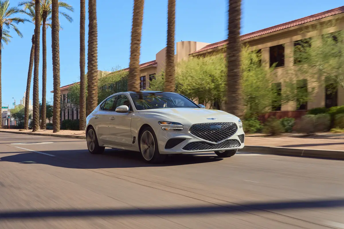 genesis g70 2026 exterior oem 01 jpg