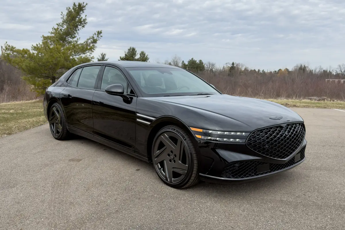 genesis g90 2026 01 exterior front angle scaled jpg