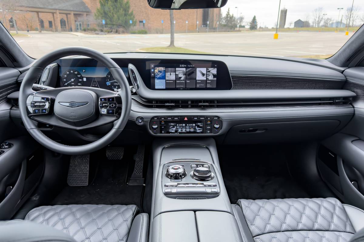 genesis g90 2026 05 interior front row jpg