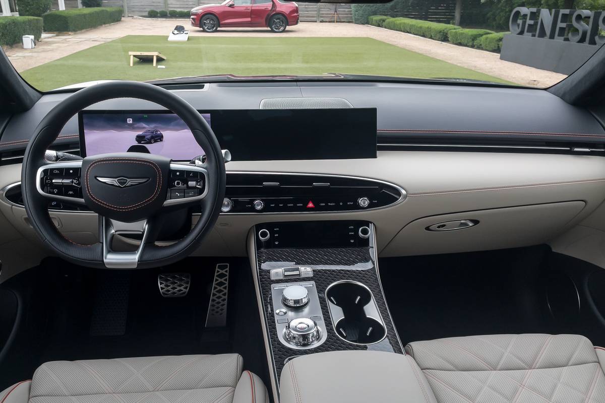 2026 Genesis GV70