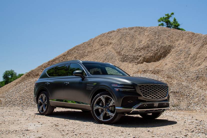 genesis-gv80-2025-01-exterior-front-angle