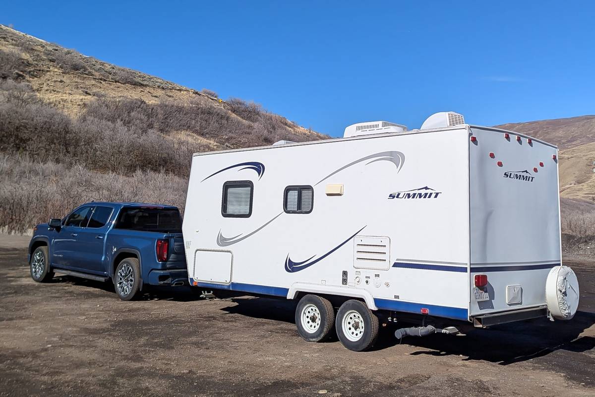 gmc sierra 1500 denali ultimate 2026 04 exterior rear angle towing scaled jpg