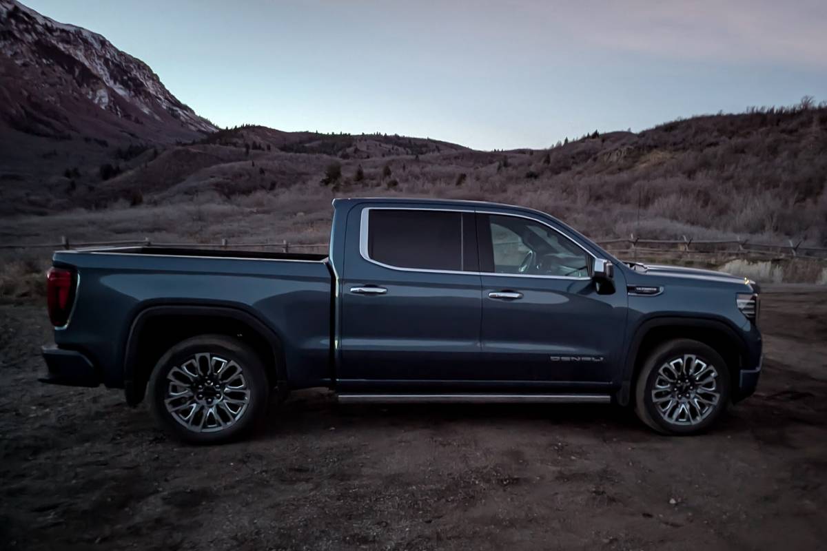gmc sierra 1500 denali ultimate 2026 09 exterior profile scaled jpg