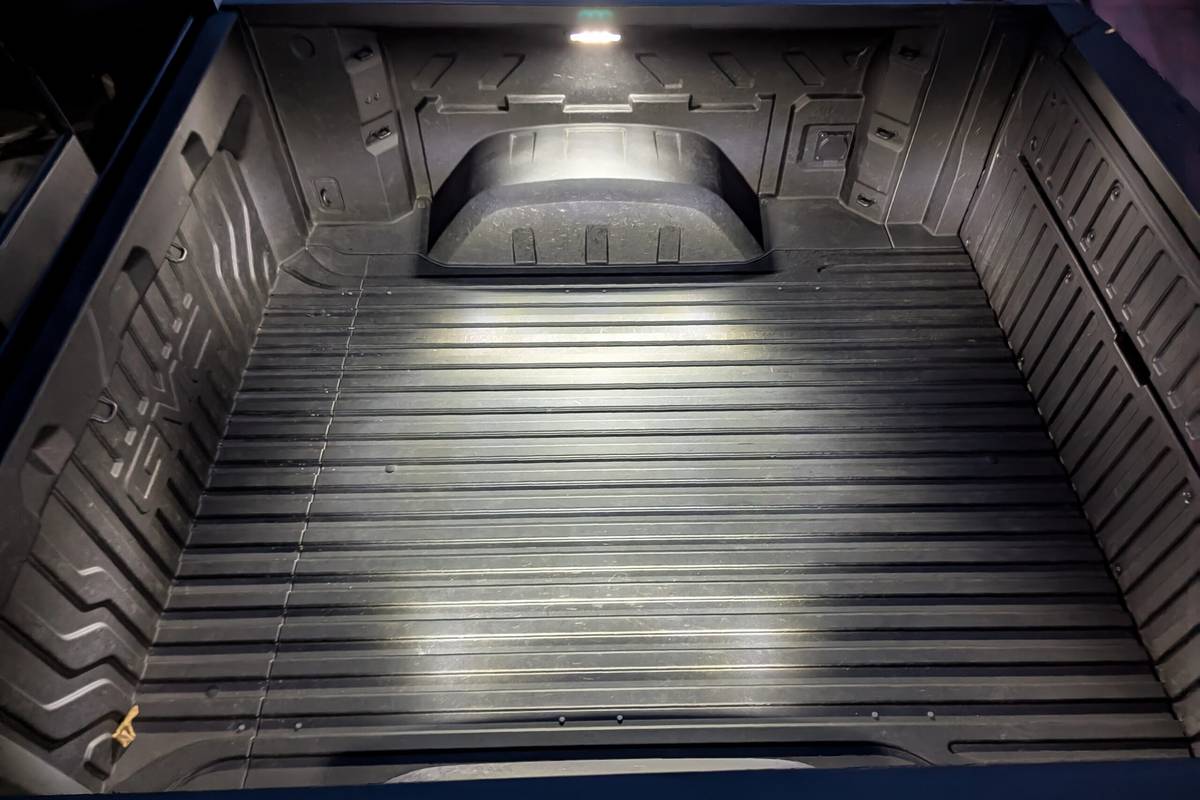 gmc sierra 1500 denali ultimate 2026 14 exterior bed scaled jpg