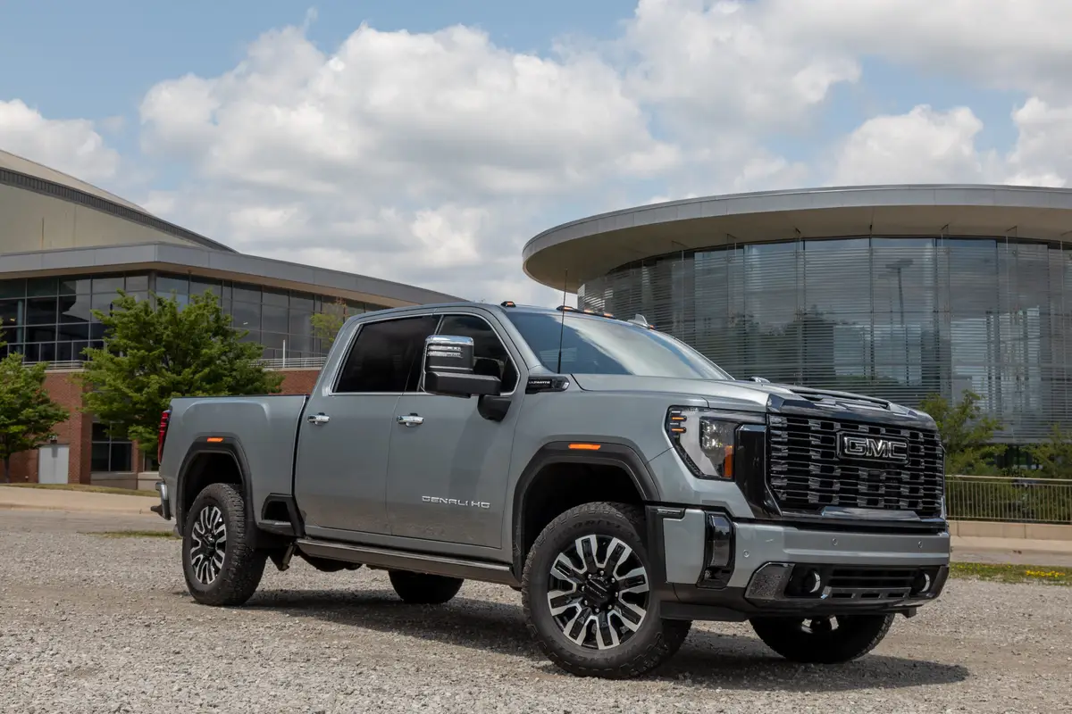 2024 GMC Sierra 2500 Denali Ultimate Review: Bigger, Better, Even More  Expensive