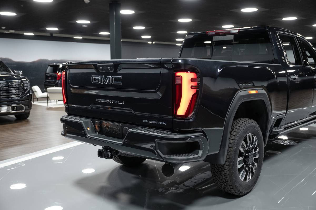 2024-gmc-sierra-hd-up-close-fixing-what-needed-fixing-cars