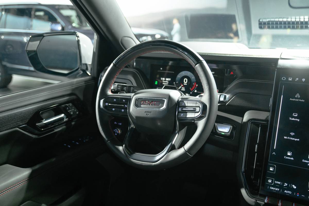 2025 GMC Yukon Up Close When the Escalade Is Just Too Much