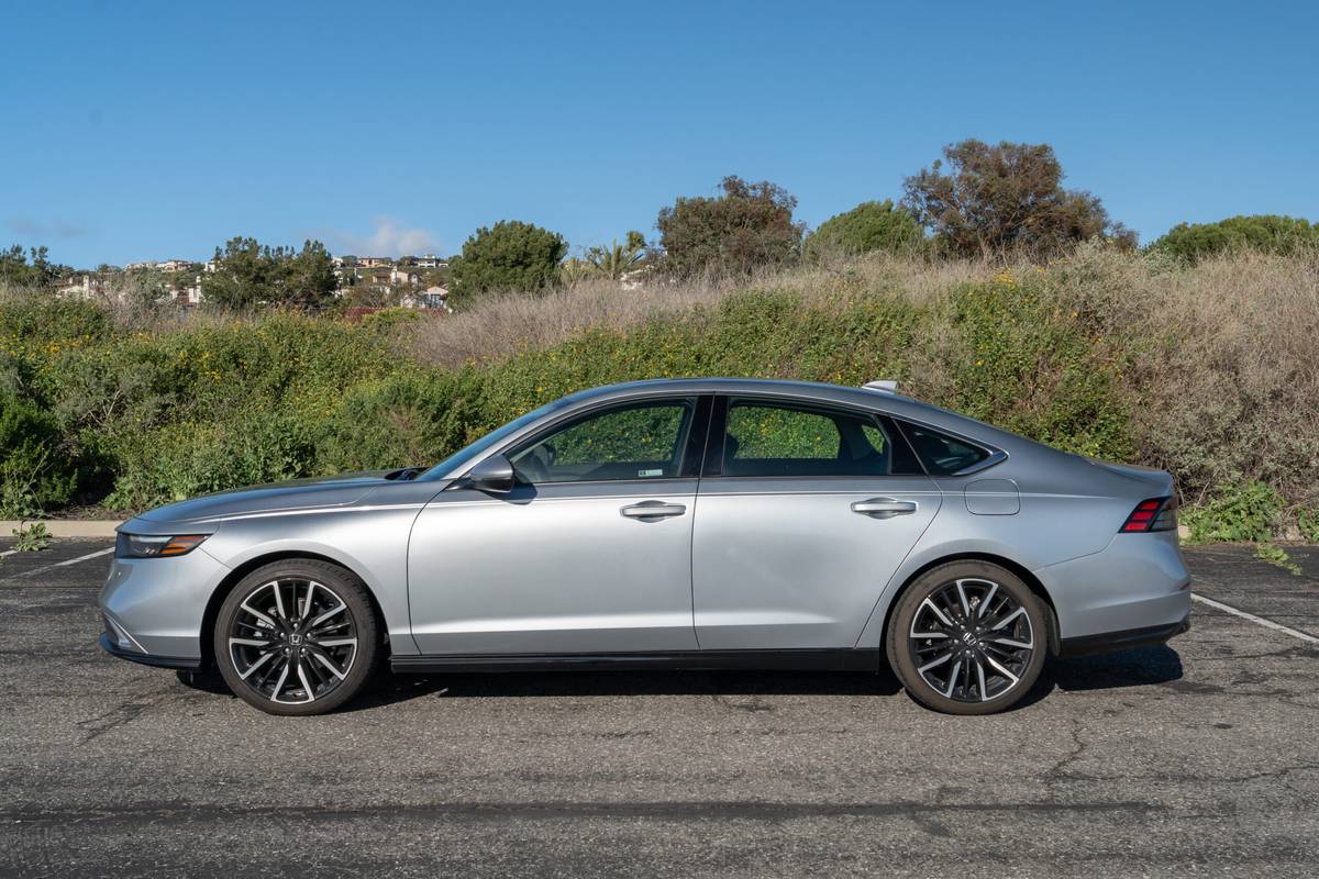 honda accord hybrid 2026 03 exterior profile scaled jpg