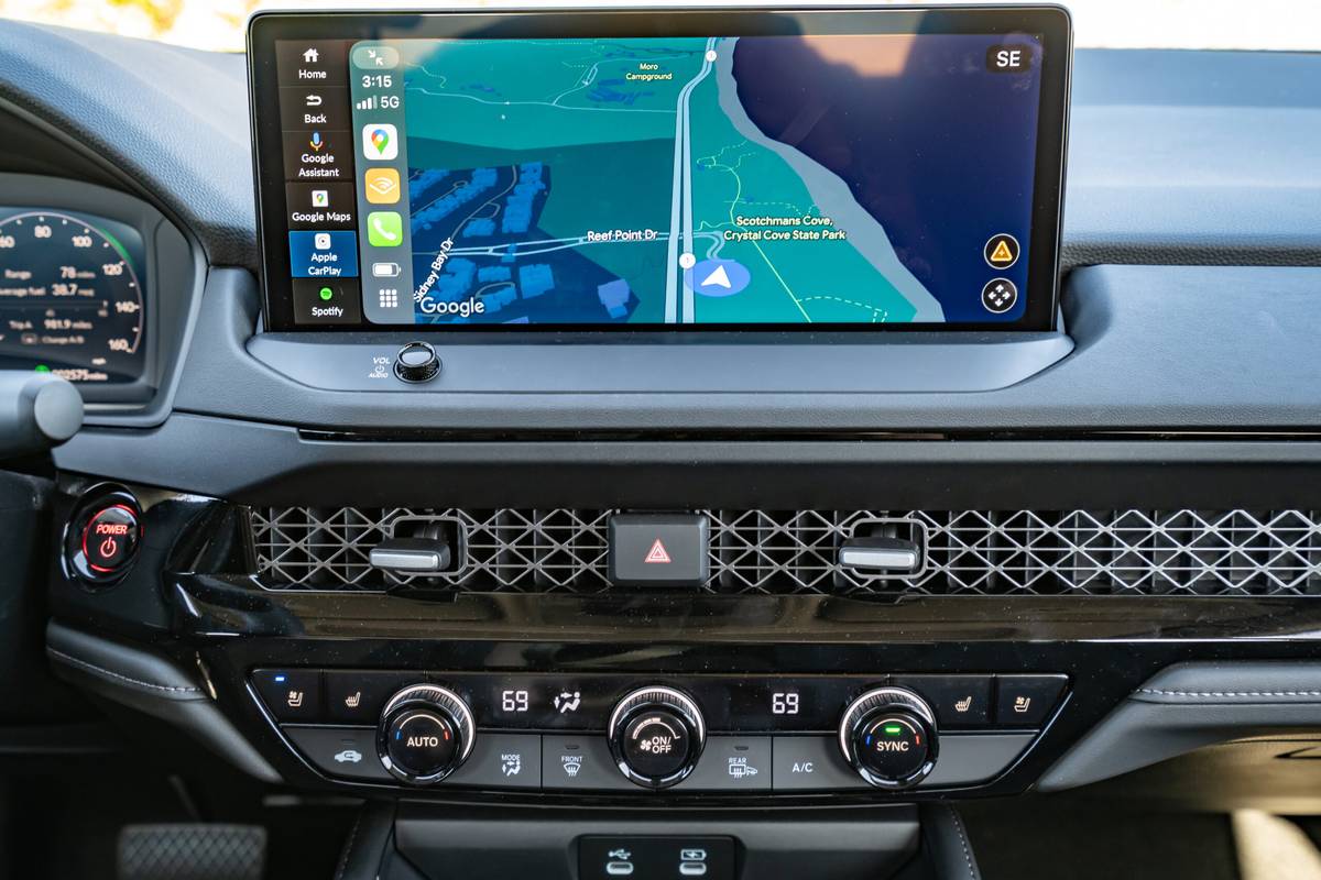 honda accord hybrid 2026 17 interior center stack display scaled jpg