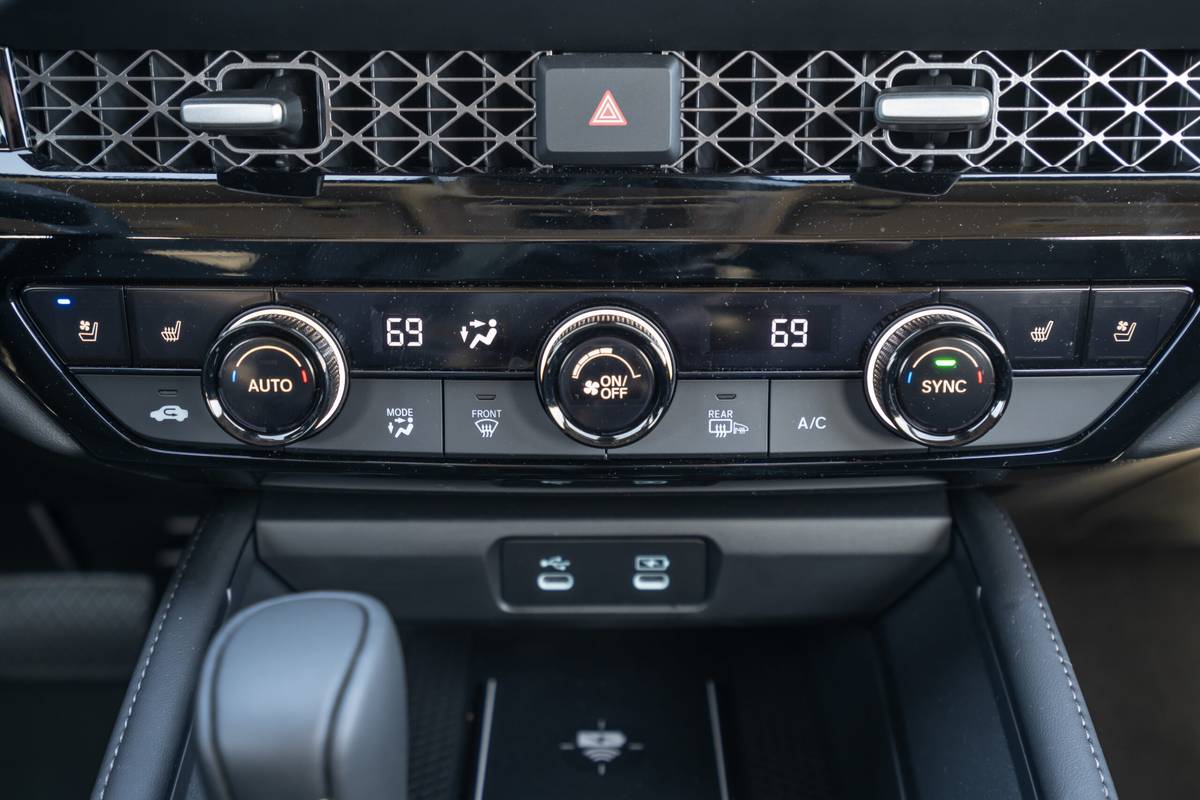 honda accord hybrid 2026 18 interior climate control scaled jpg