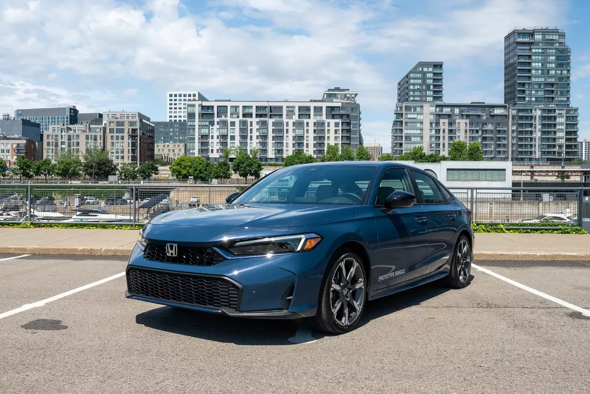 2025 Honda Civic Hybrid Review Juiced Up