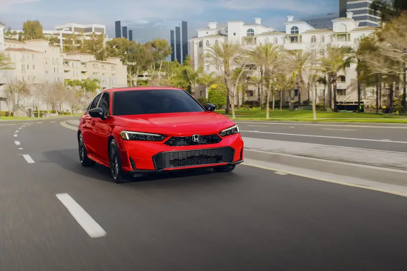 honda-civic-sedan-sport-hybrid-2026-exterior-oem-01