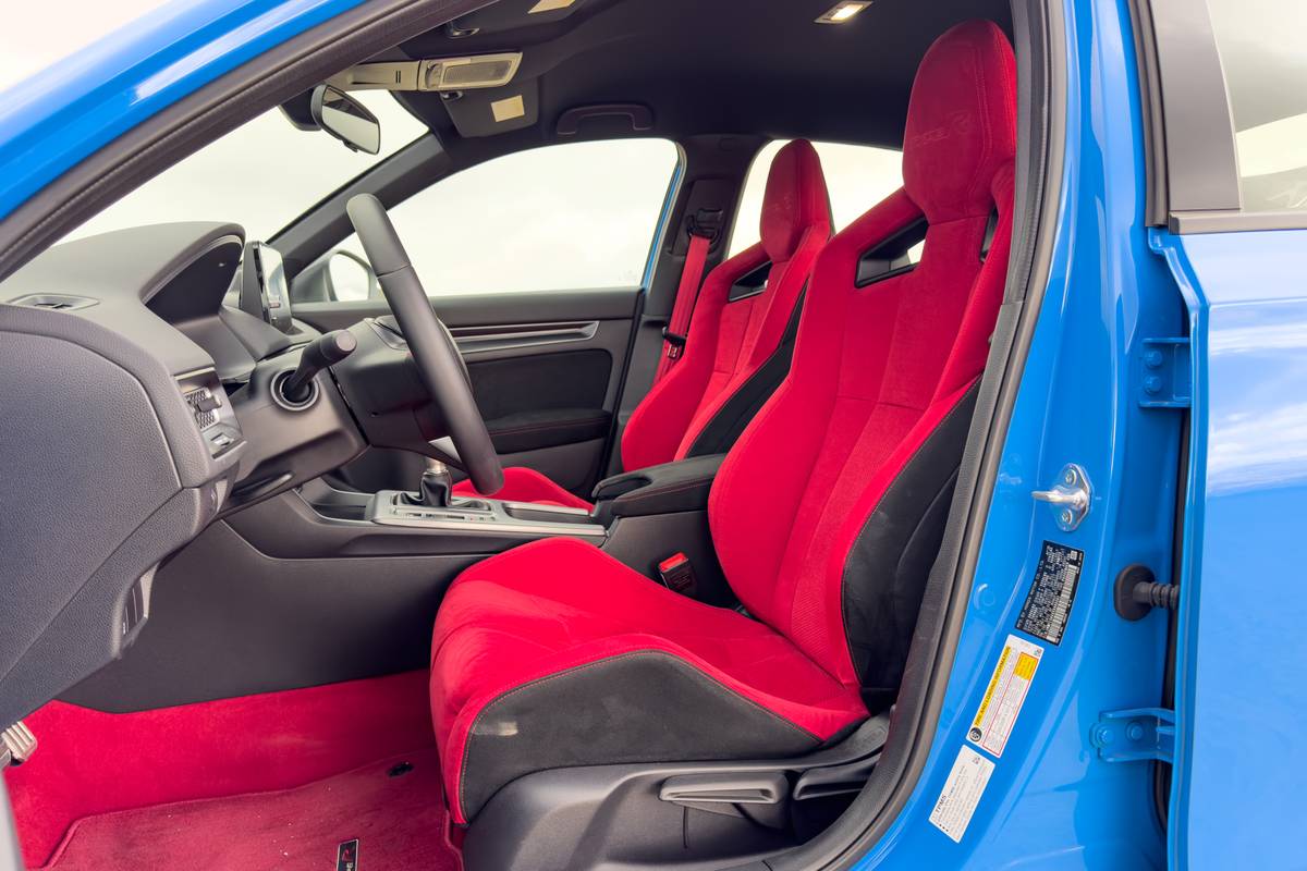 honda civic type r 2026 17 interior front row seat jpg