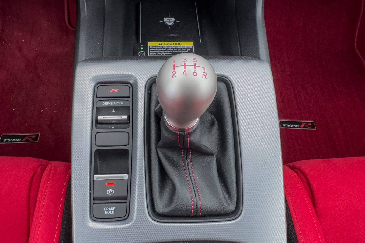 honda civic type r 2026 21 interior gearshift scaled jpg