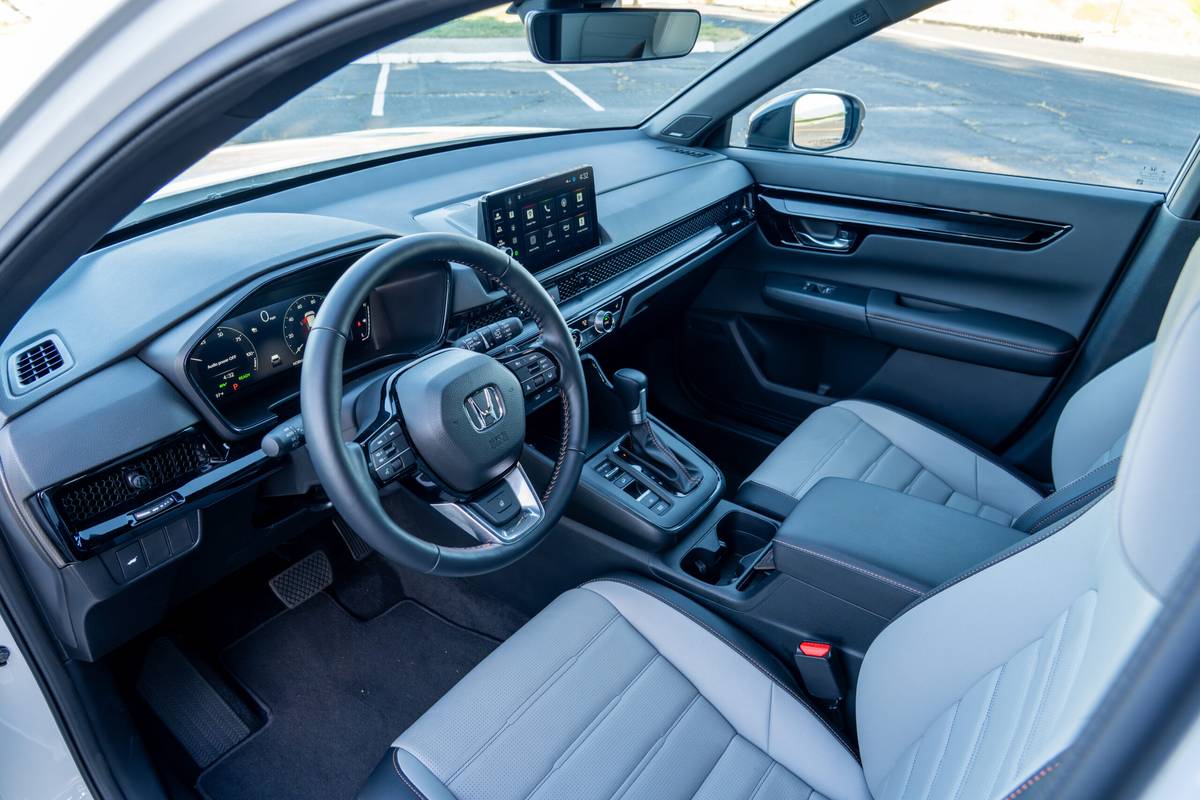 honda cr v hybrid sport touring 2026 14 interior front row scaled jpg