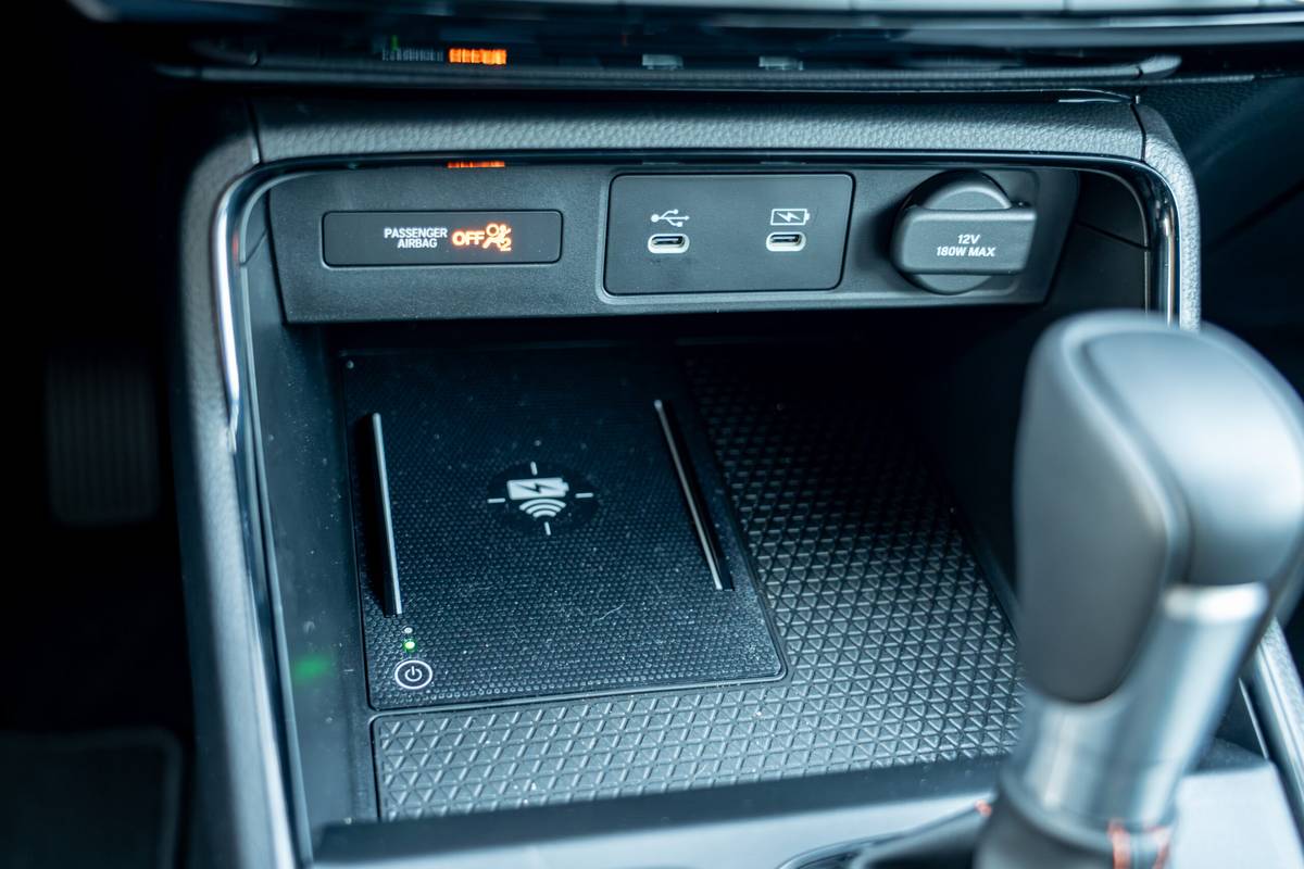 honda cr v hybrid sport touring 2026 30 interior charge pad scaled jpg