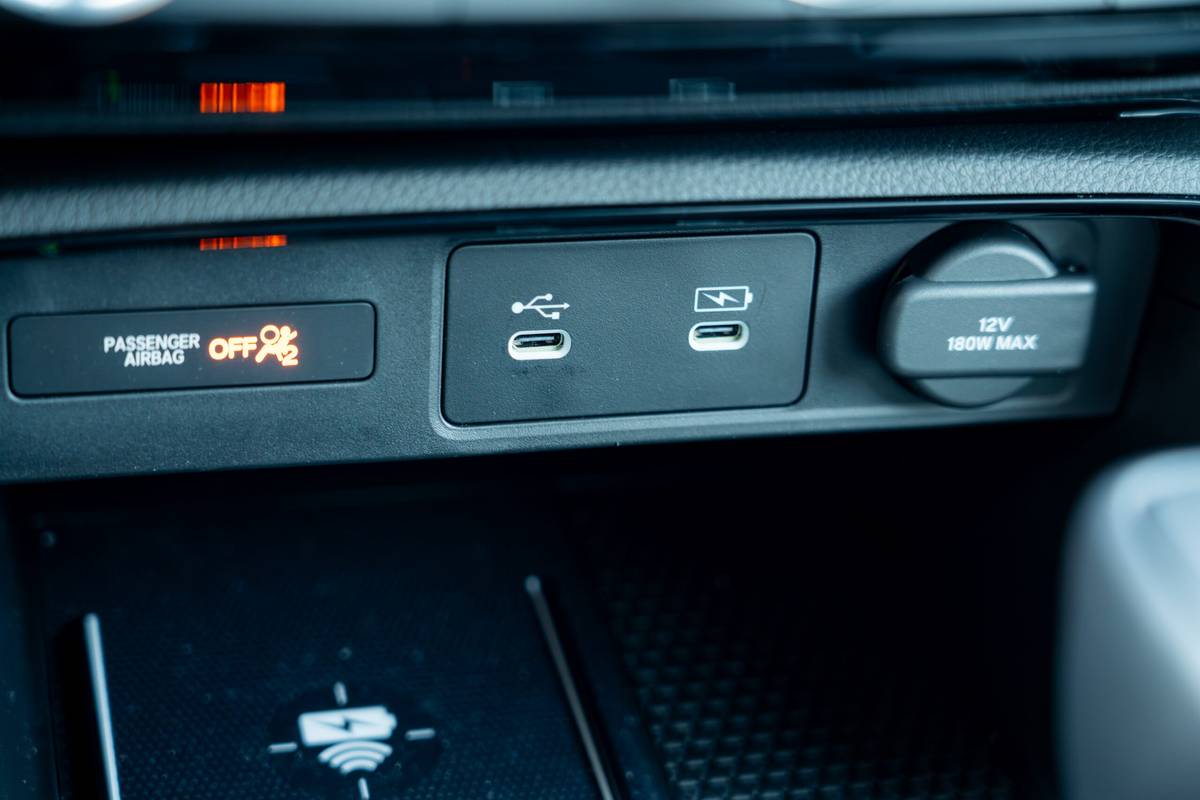 honda cr v hybrid sport touring 2026 31 interior charge outlet scaled jpg