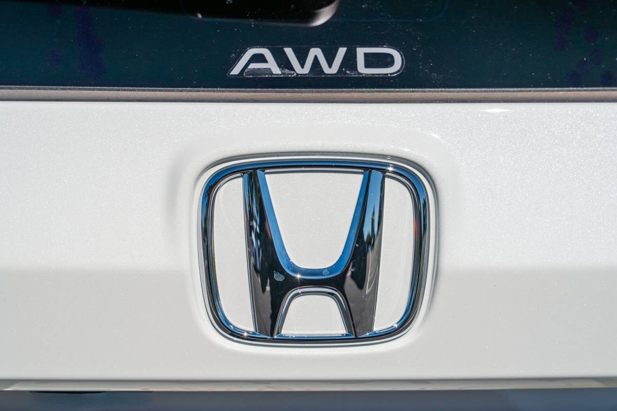honda cr v hybrid sport touring 2026 48 exterior badge detail scaled jpg