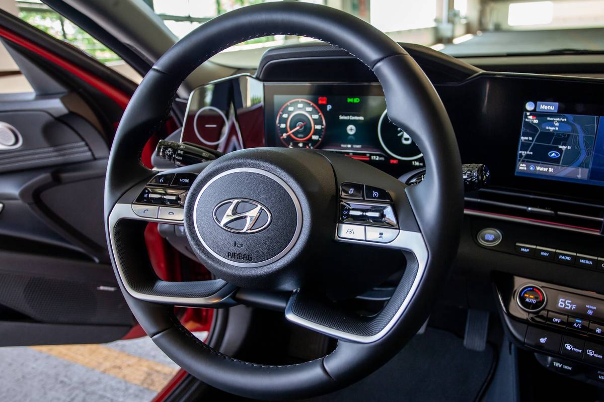 hyundai elantra 2021 14 front row  interior  steering wheel jpg