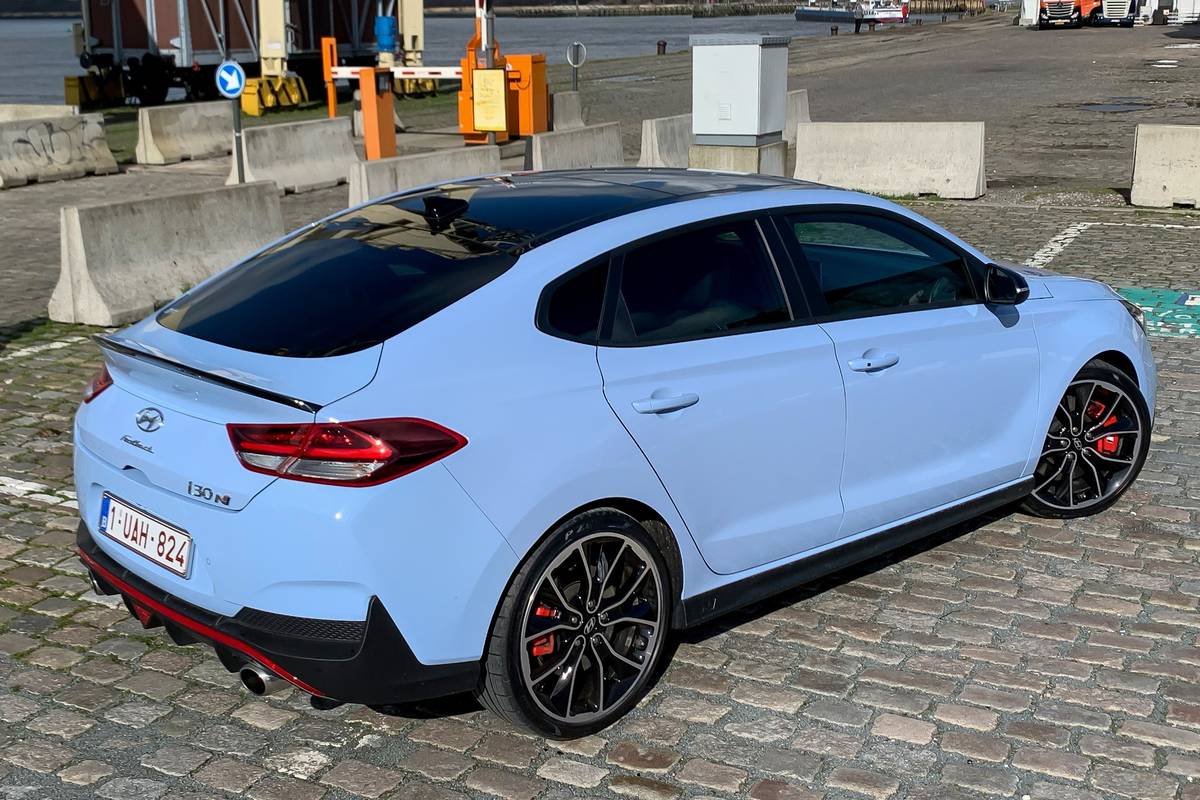 The Hyundai I30 Fastback N Is The Hyundai You Want But Can T Have News Cars Com