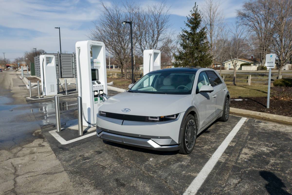 Electric car home charging store station cost