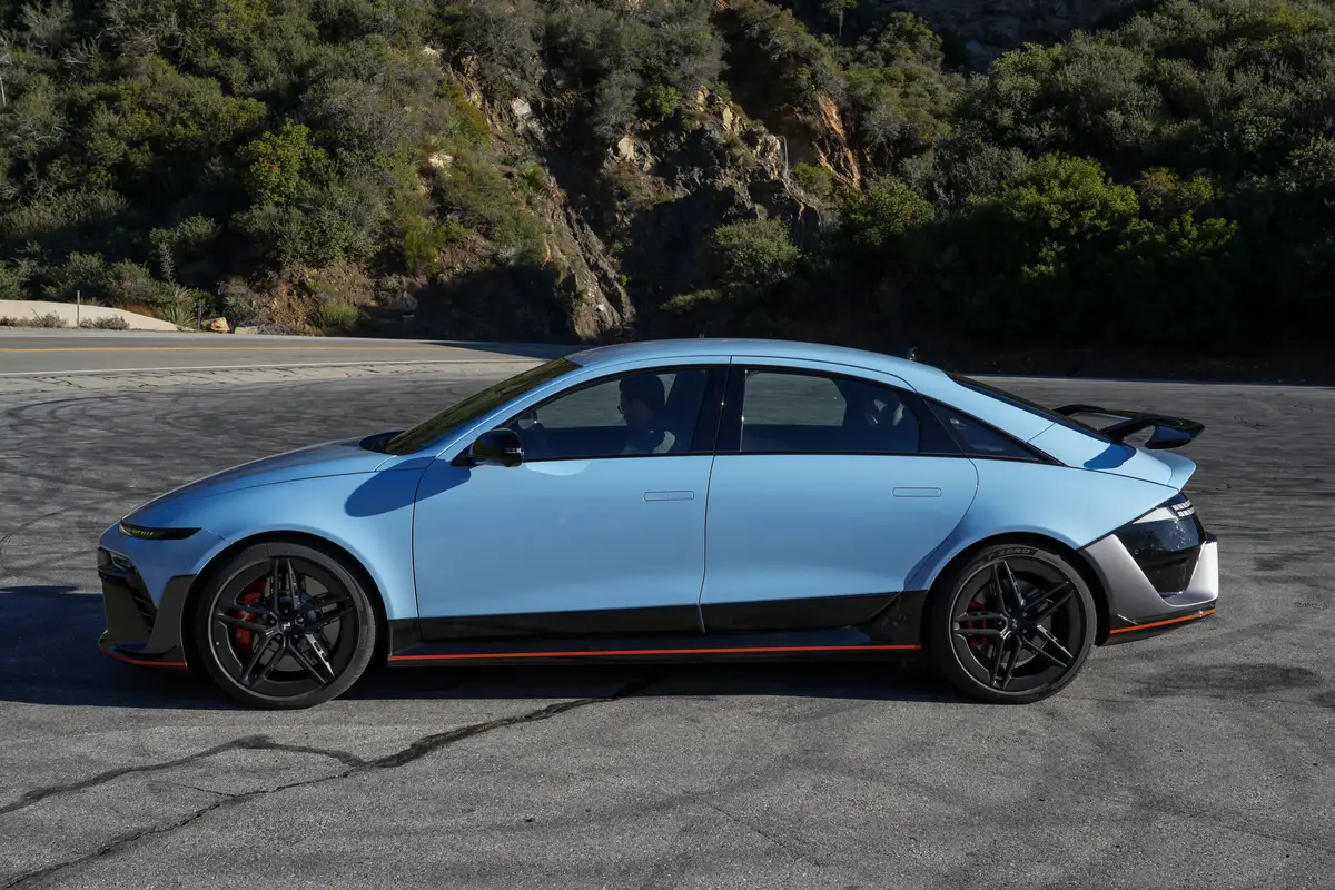 hyundai ioniq 6 n 2026 04 exterior profile scaled jpg