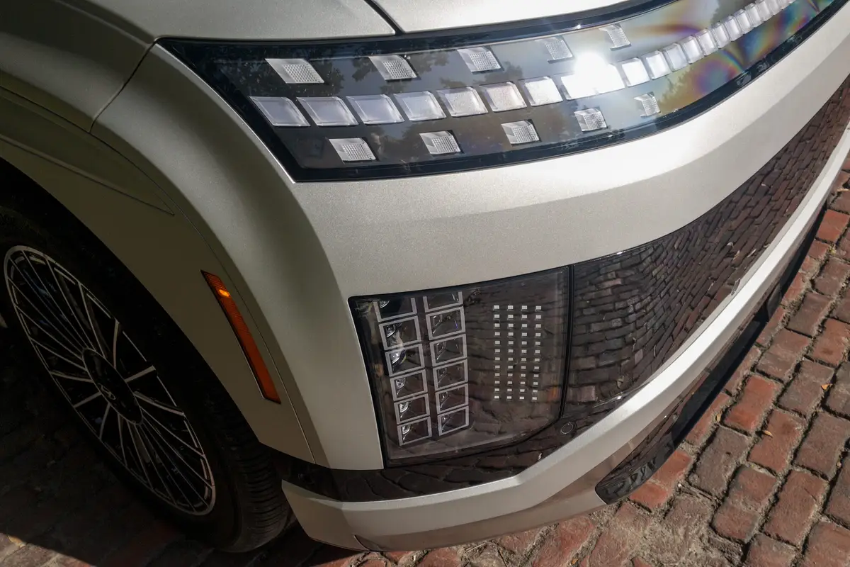 hyundai ioniq 9 2026 05 exterior headlight scaled jpg