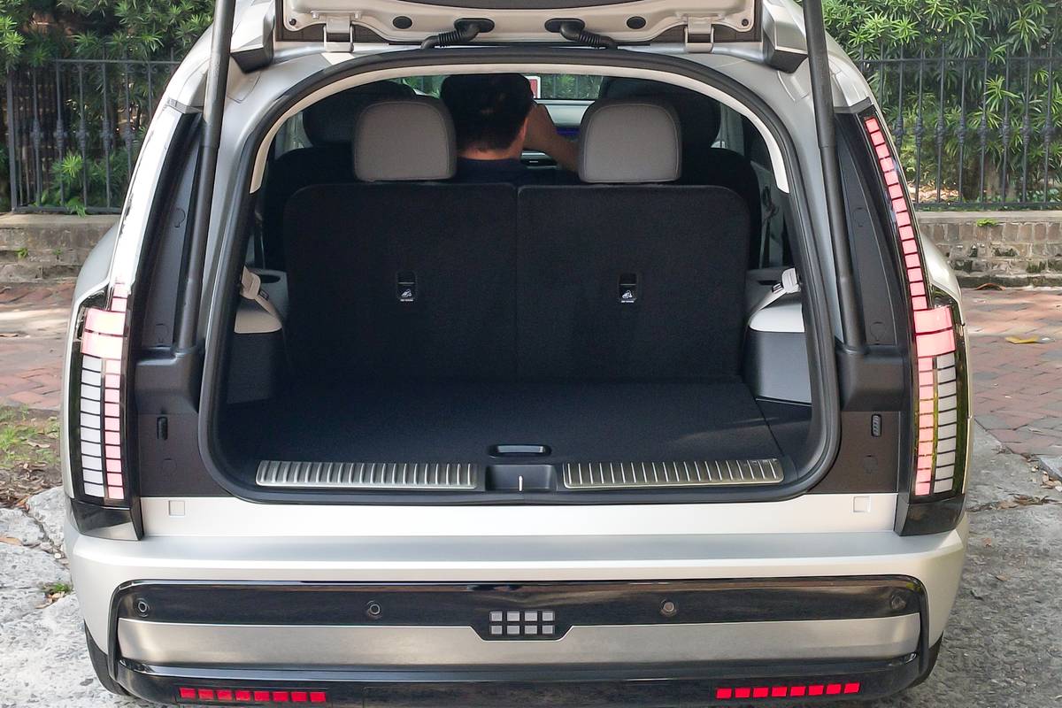 hyundai ioniq 9 2026 45 interior cargo jpg