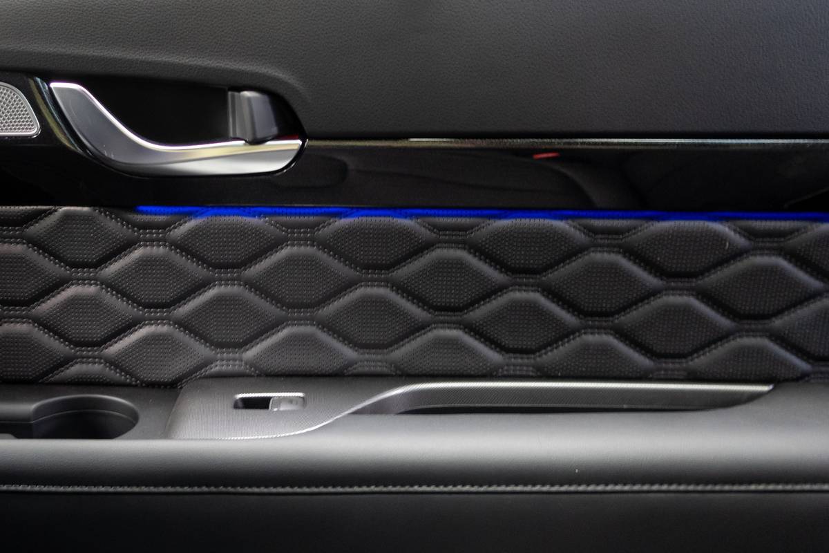 hyundai palisade 2020 20 doors  interior jpg