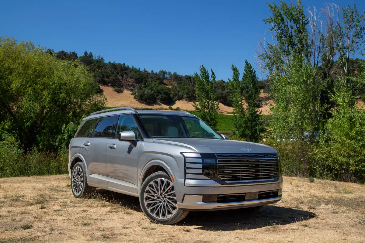 hyundai palisade calligraphy 2026 01 exterior front angle scaled jpg