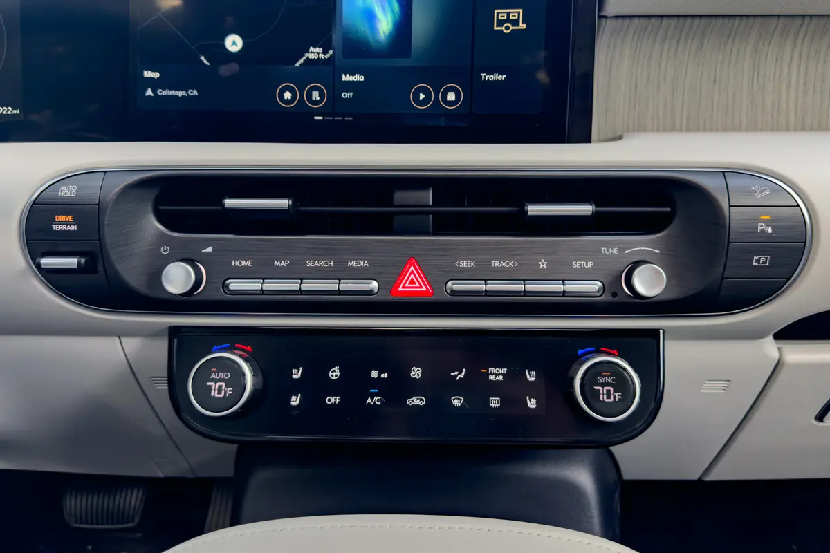 hyundai palisade calligraphy 2026 14 interior climate control scaled jpg