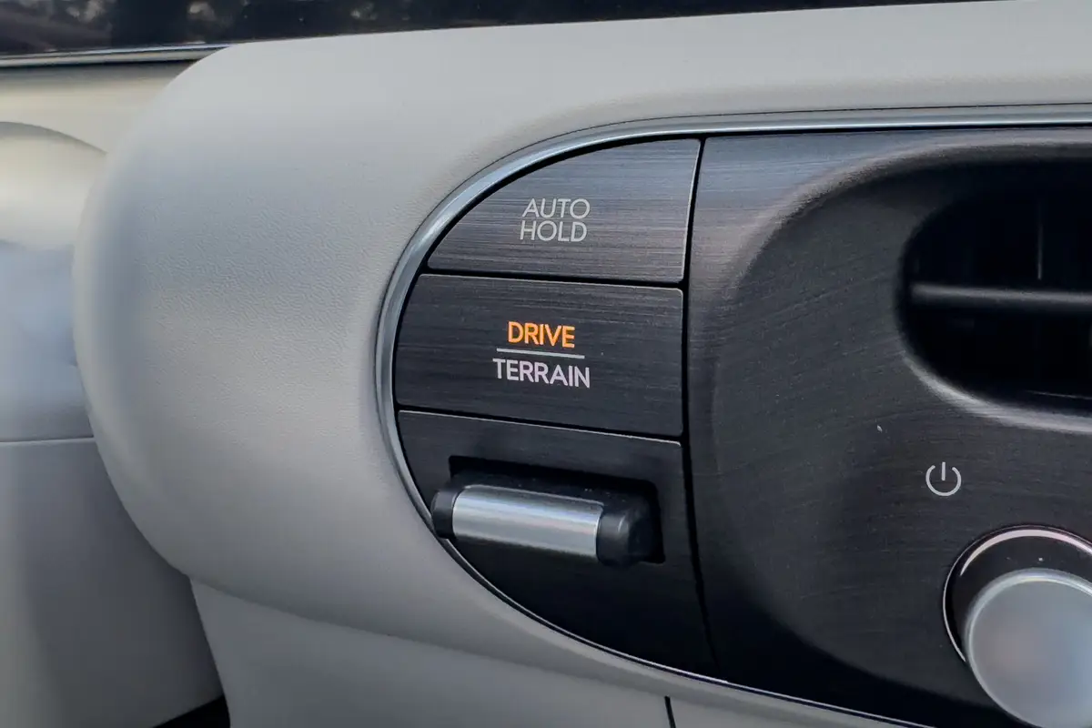 hyundai palisade calligraphy 2026 17 interior drive mode scaled jpg