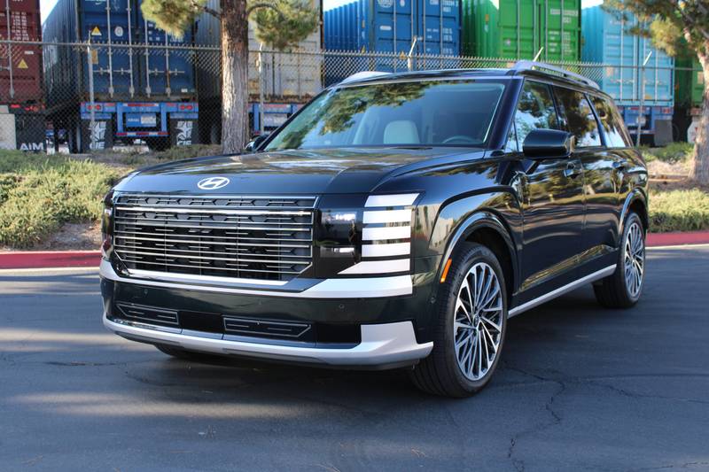 hyundai-palisade-calligraphy-hybrid-2026-exterior-oem-01