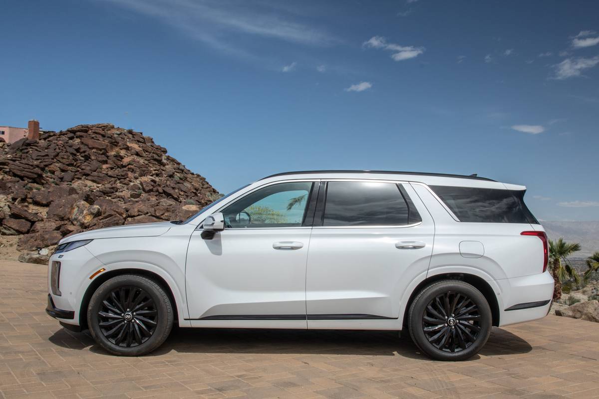 2024 Hyundai Palisade Specs, Price, MPG & Reviews