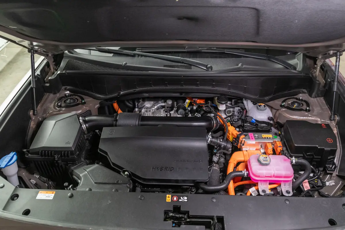 hyundai palisade hybrid calligraphy 2026 08 interior engine jpg