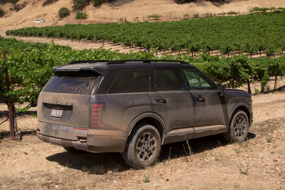hyundai palisade xrt pro 2026 35 exterior rear angle scaled jpg