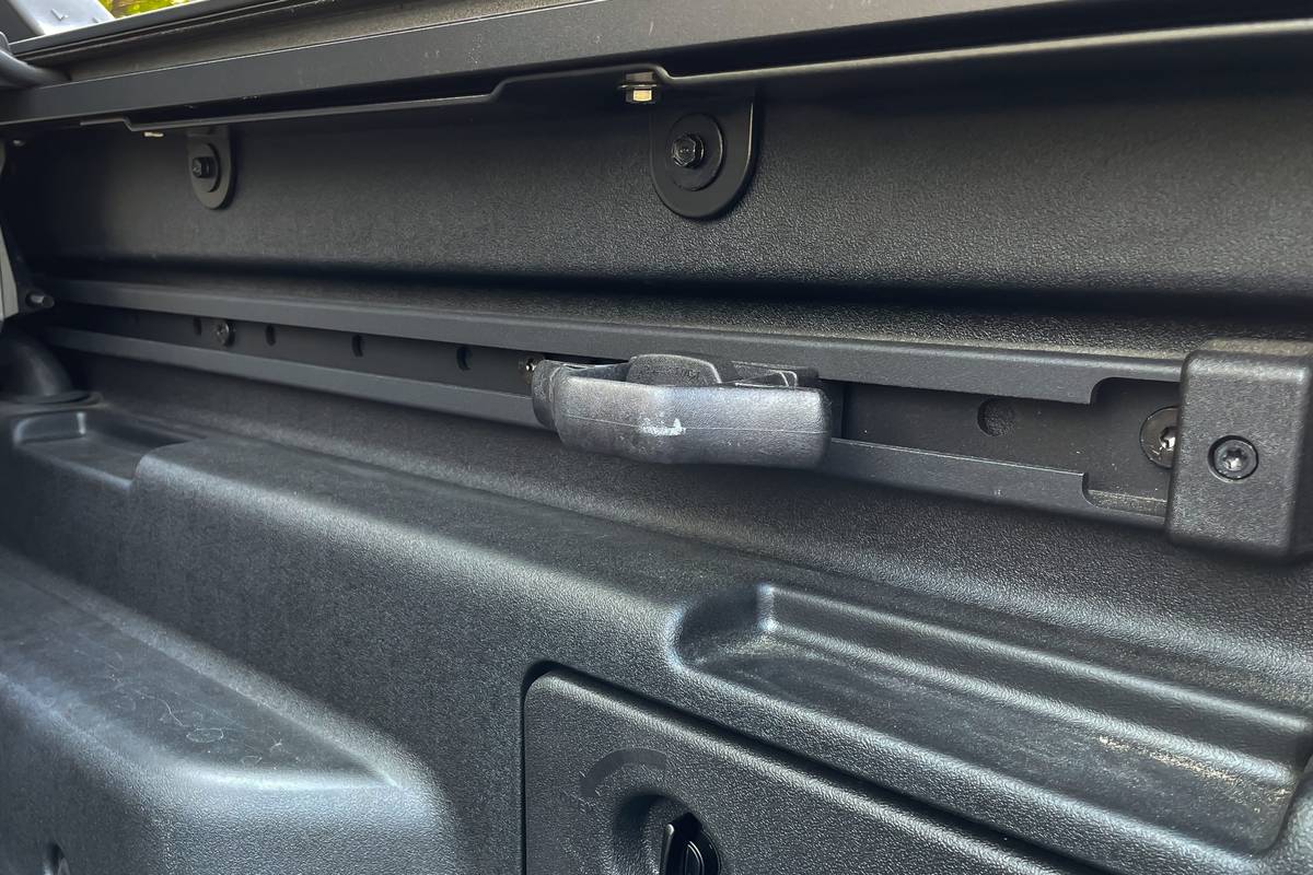 hyundai santa cruz 2022 15 cargo rear scaled jpg