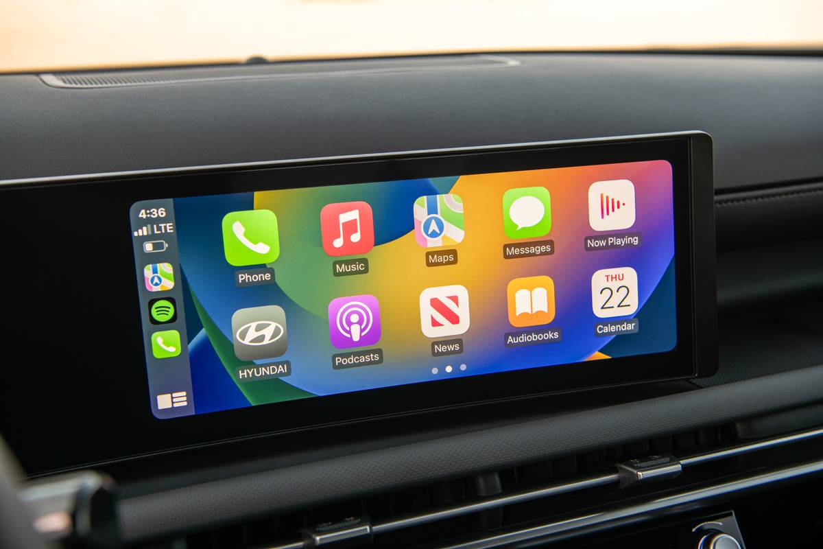 hyundai santa cruz 2025 interior oem 19 jpg