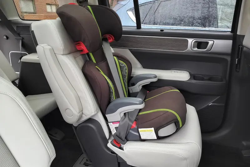 hyundai-santa-fe-2024-interior-csc-02