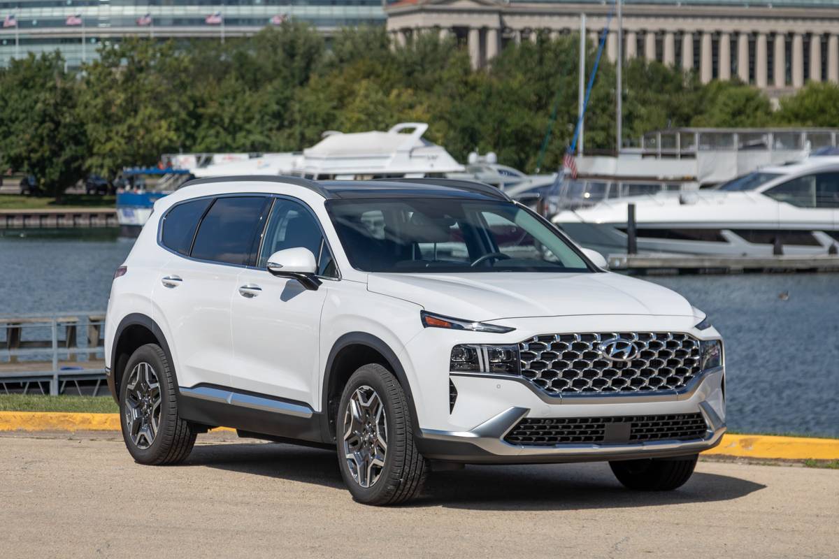 2021 Hyundai Santa Fe Hybrid Review: Efficiency Over Everything | Cars.com