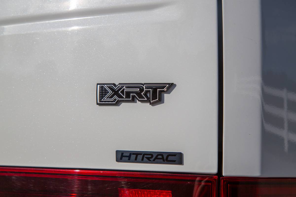 hyundai santa fe xrt 2026 18 exterior badge jpg