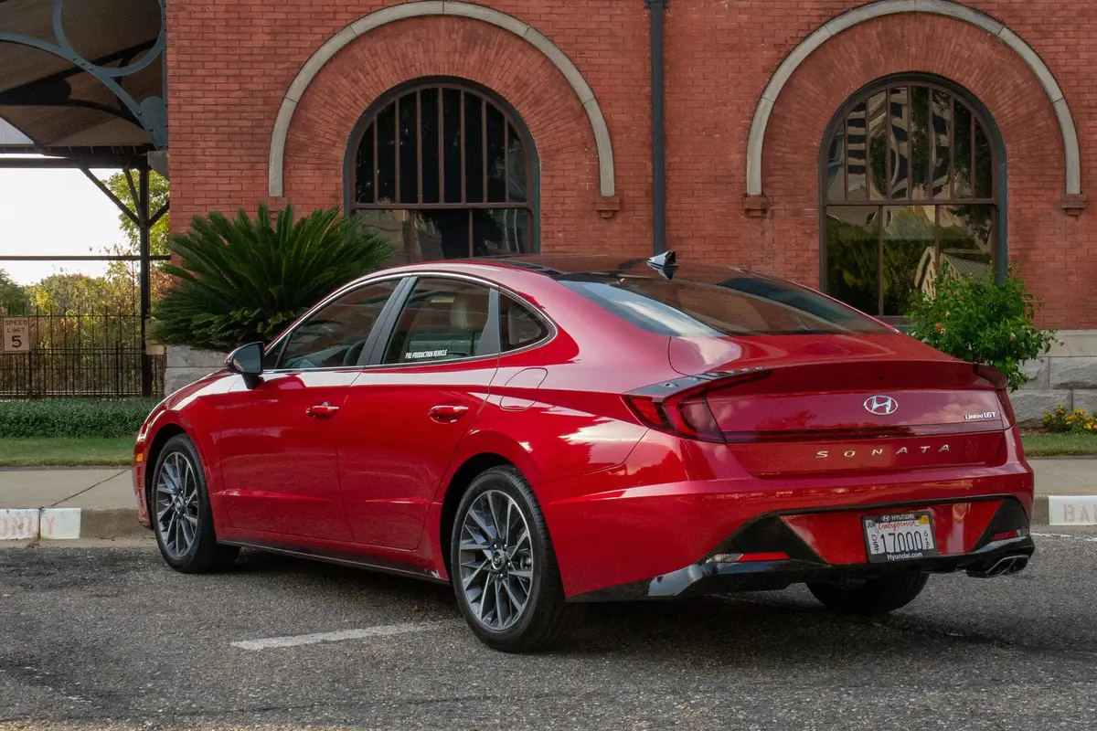 2020 Hyundai SONATA - Specs, Prices, MPG, Reviews & Photos | Cars.com