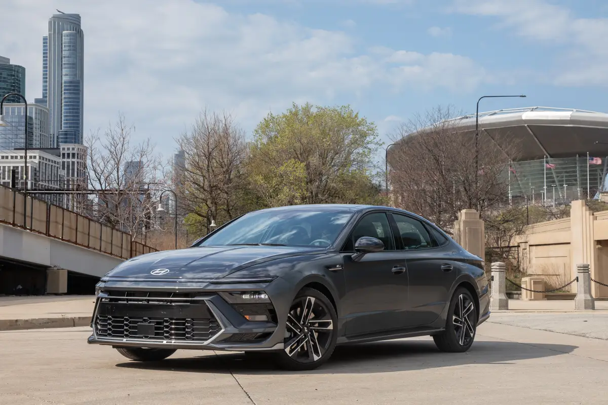 hyundai sonata n line 2025 01 exterior front angle jpg