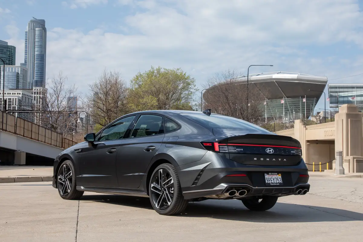 hyundai sonata n line 2025 10 exterior rear angle jpg