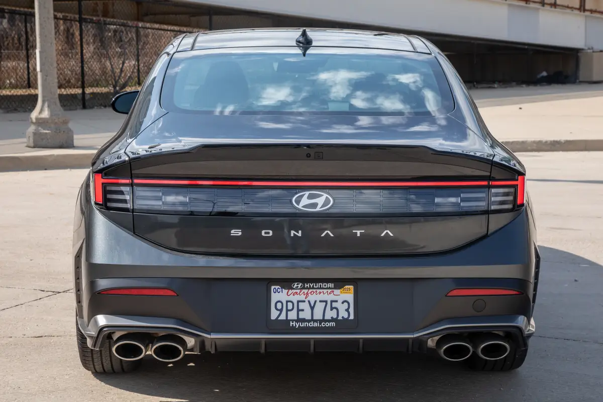 hyundai sonata n line 2025 11 exterior rear jpg