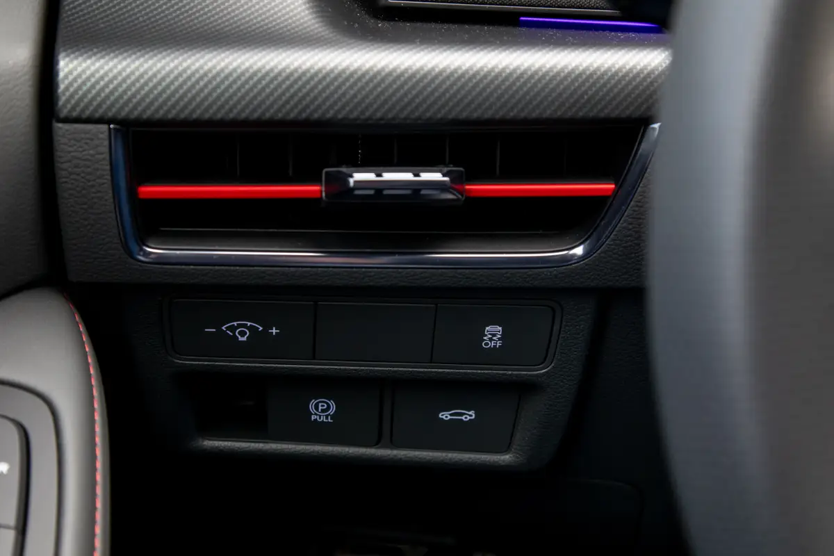 hyundai sonata n line 2025 40 interior dashboard controls jpg