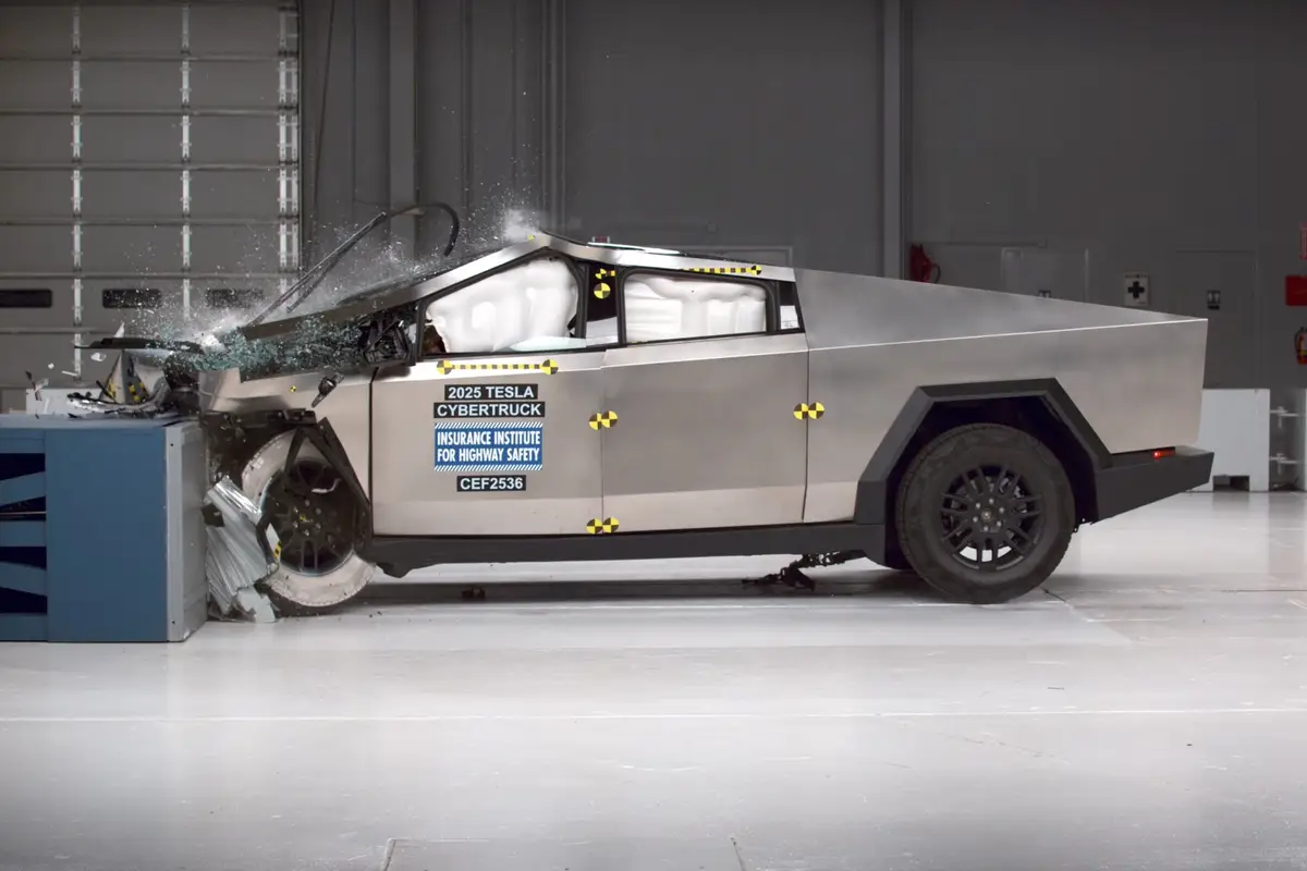 iihs ev testing 2025 exterior iihs 01 jpg