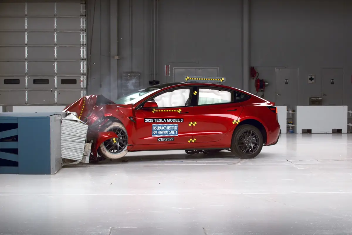 iihs ev testing 2025 exterior iihs 02 jpg