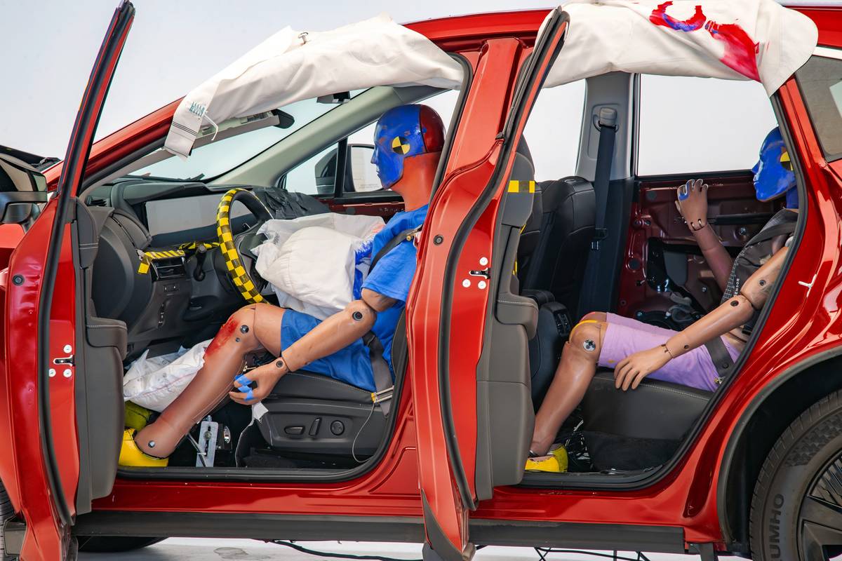 iihs top saftey pick winners 2025 exterior 02 jpg
