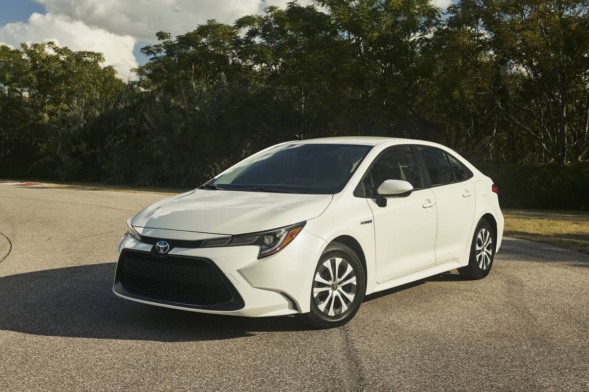 2020 Toyota Corolla Hybrid | Manufacturer images